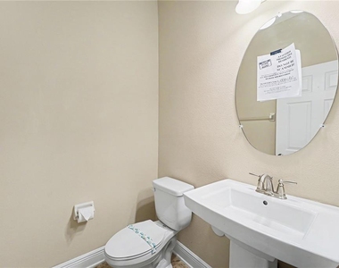 30340 Southwell Place - Photo Thumbnail 10