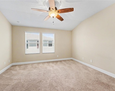 30340 Southwell Place - Photo Thumbnail 15
