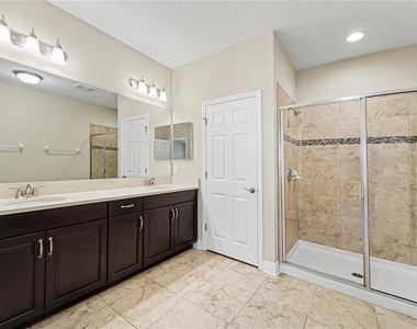 30340 Southwell Place - Photo Thumbnail 12