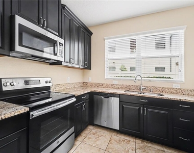 30340 Southwell Place - Photo Thumbnail 9
