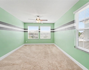 30340 Southwell Place - Photo Thumbnail 14