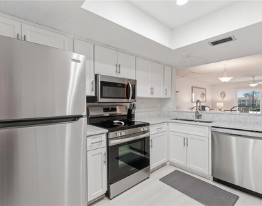240 Cypress Lane - Photo Thumbnail 9