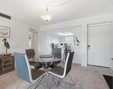 240 Cypress Lane - Photo Thumbnail 6