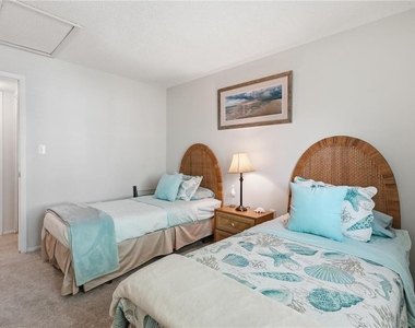 240 Cypress Lane - Photo Thumbnail 15