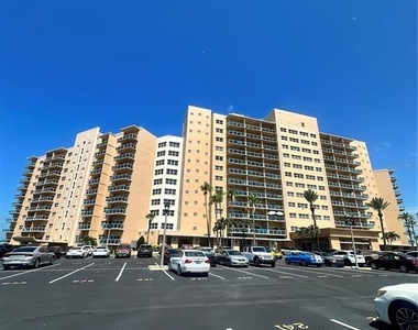 880 Mandalay Avenue - Photo Thumbnail 1