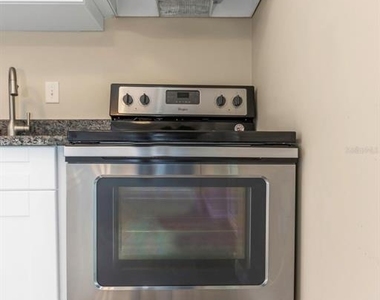 6842 62nd Avenue N - Photo Thumbnail 24