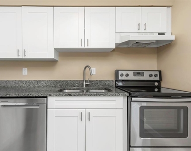 6842 62nd Avenue N - Photo Thumbnail 21