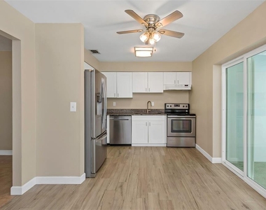 6842 62nd Avenue N - Photo Thumbnail 17