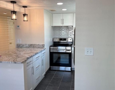 555 69th Avenue - Photo Thumbnail 9