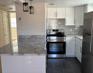 555 69th Avenue - Photo Thumbnail 8