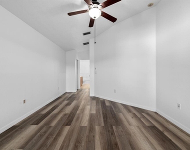 3609 Trapnell Grove Loop - Photo Thumbnail 10