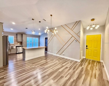 8711 Busch Oaks Street - Photo Thumbnail 9