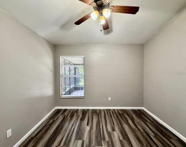 8711 Busch Oaks Street - Photo Thumbnail 31