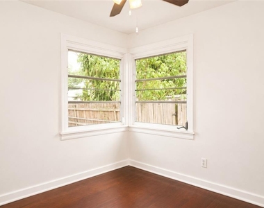 3725 18th Street N - Photo Thumbnail 10