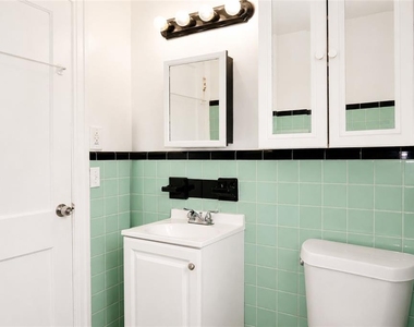 3725 18th Street N - Photo Thumbnail 7