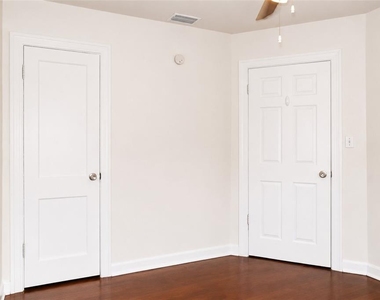 3725 18th Street N - Photo Thumbnail 11