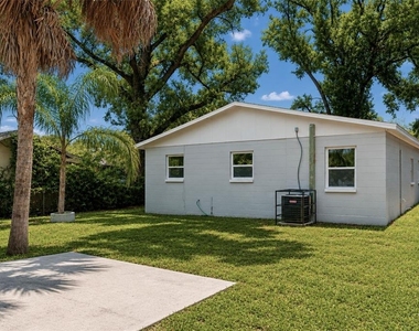 9412 N Elmer Street - Photo Thumbnail 16
