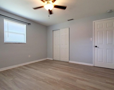 507 Vine Avenue - Photo Thumbnail 8