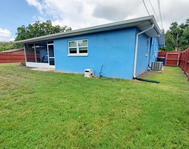 507 Vine Avenue - Photo Thumbnail 24