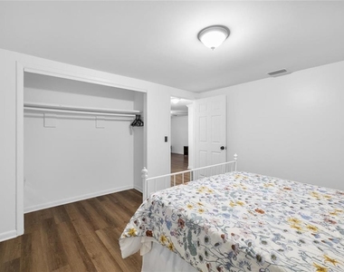 1220 E 142nd Avenue - Photo Thumbnail 12