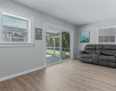 711 Bayshore Drive - Photo Thumbnail 20