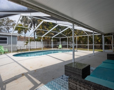 711 Bayshore Drive - Photo Thumbnail 35