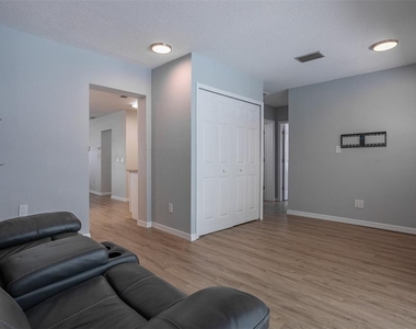 711 Bayshore Drive - Photo Thumbnail 18