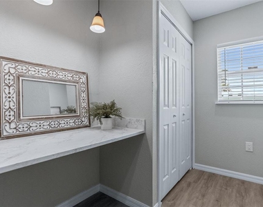 711 Bayshore Drive - Photo Thumbnail 25