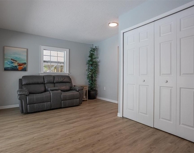 711 Bayshore Drive - Photo Thumbnail 19