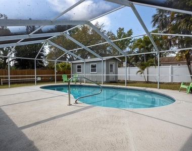 711 Bayshore Drive - Photo Thumbnail 37