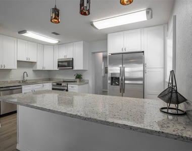 711 Bayshore Drive - Photo Thumbnail 15