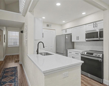 3266 Haviland Court - Photo Thumbnail 10