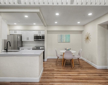 3266 Haviland Court - Photo Thumbnail 15