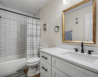3266 Haviland Court - Photo Thumbnail 24