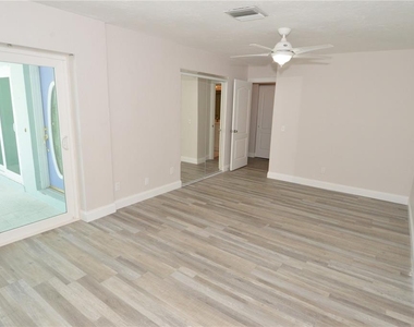 143 Boca Ciega Point Boulevard N - Photo Thumbnail 18