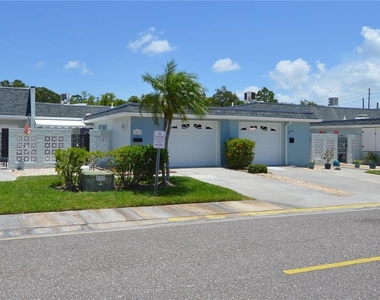 143 Boca Ciega Point Boulevard N - Photo Thumbnail 1
