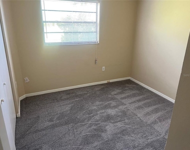 7266 Pond Circle - Photo Thumbnail 11