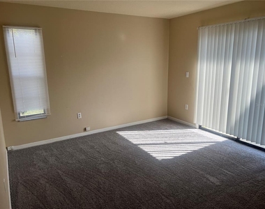 7266 Pond Circle - Photo Thumbnail 9