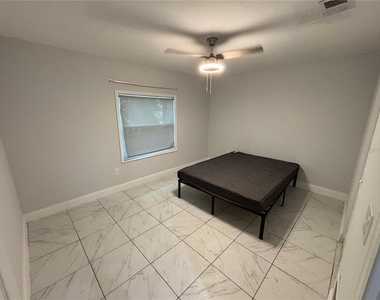 1319 S Michigan Avenue - Photo Thumbnail 10