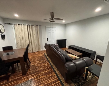 1319 S Michigan Avenue - Photo Thumbnail 11