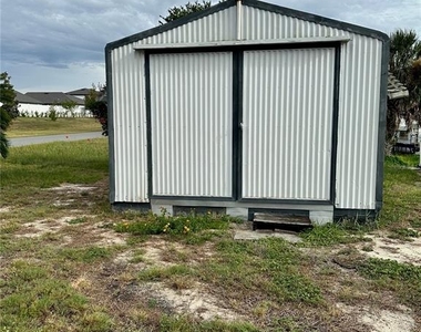 13338 Orange Blossom Street - Photo Thumbnail 23