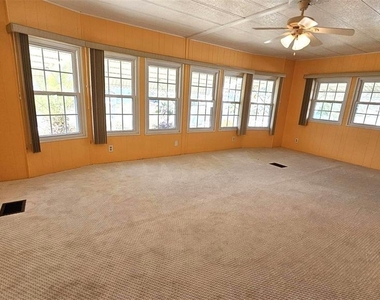1240 Seagull Drive - Photo Thumbnail 20
