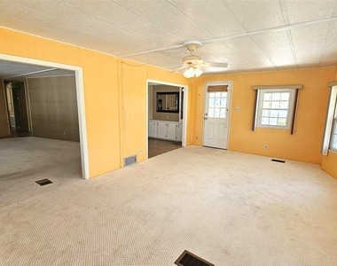 1240 Seagull Drive - Photo Thumbnail 23