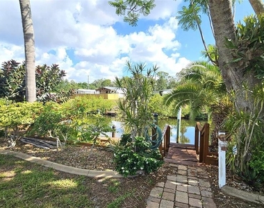 1240 Seagull Drive - Photo Thumbnail 38