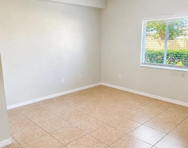 13226 Galicia Street - Photo Thumbnail 26
