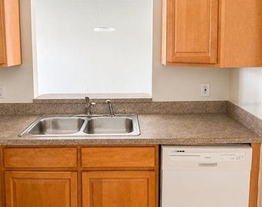 13226 Galicia Street - Photo Thumbnail 15