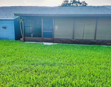 2531 King Oak Circle - Photo Thumbnail 13