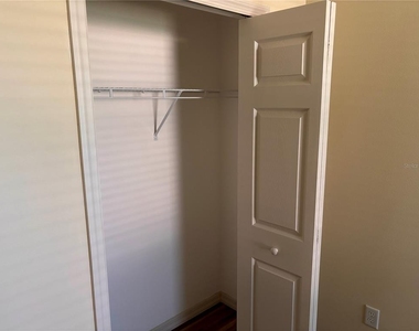 3007 Ne 24th Place - Photo Thumbnail 22