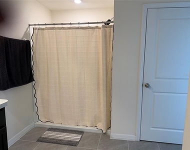 8594 Sw 46th Avenue - Photo Thumbnail 17