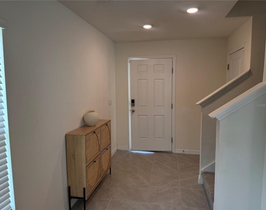 8594 Sw 46th Avenue - Photo Thumbnail 2